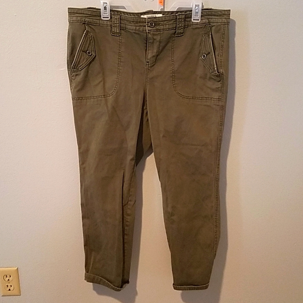 Torrid Cropped Jeans